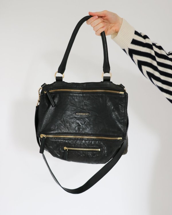 GIVENCHYパンドラ Givenchy Red Grained Leather Pandora Small Shoulder Bag