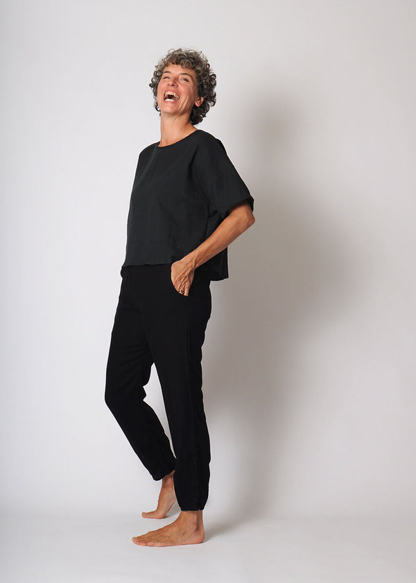 Conifer Crop Pullover Top - Black Conifer Crop Pullover Top - Black