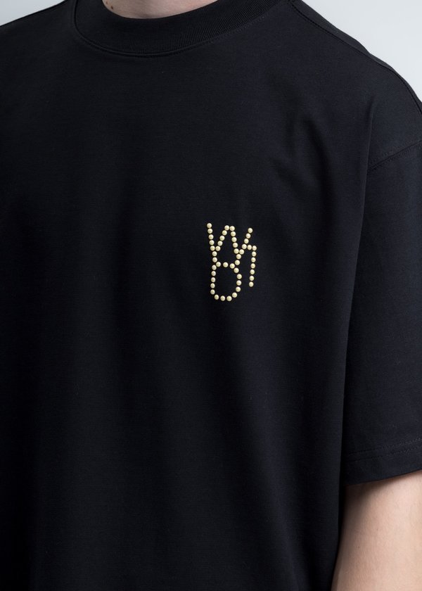 we11done Pearl Logo T-Shirt - Black | Garmentory