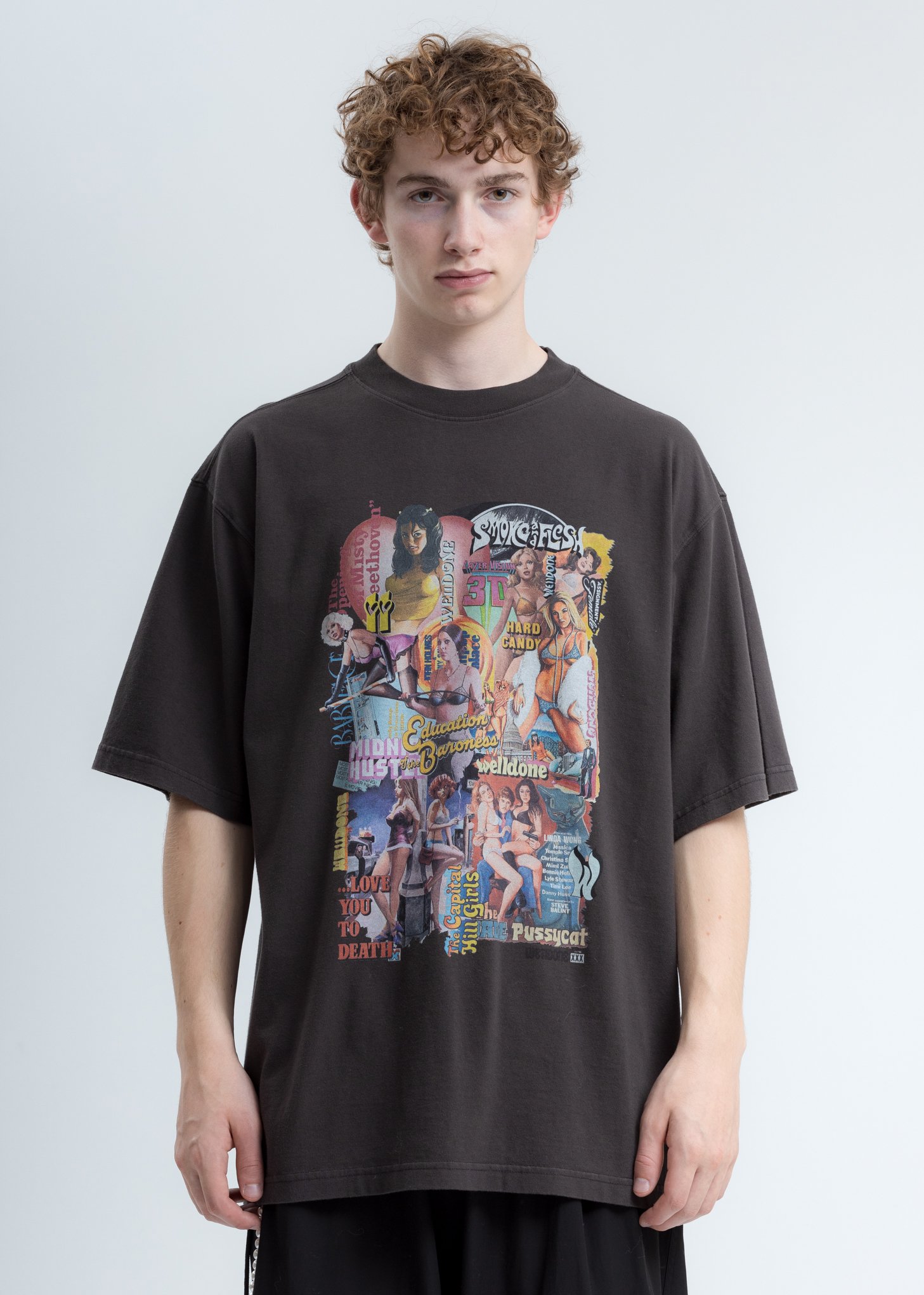 Tシャツ・カットソー We11Done Charcoal cotton t-shirt (WDTT123793UCH CHARCOAL) We11done Charcoal Front Logo T-shirt | UJNG