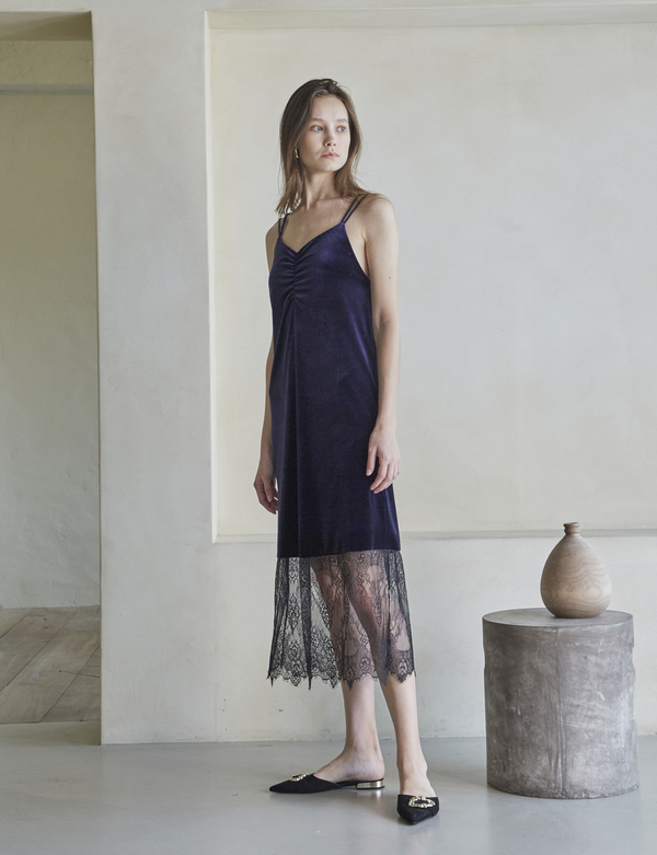 Maison De Ines VELVET LACE SLIP DRESS - NAVY | Garmentory Maison De Ines VELVET LACE SLIP DRESS - NAVY | Garmentory