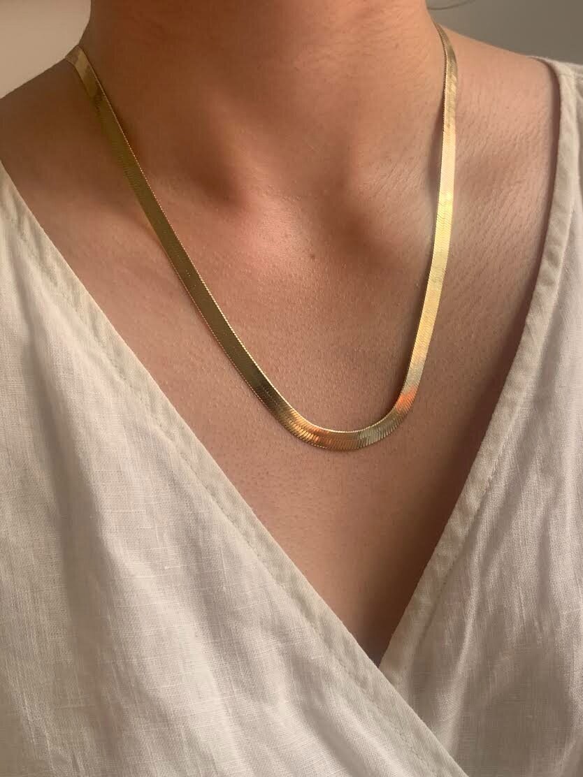 Laura-Lombardi-Omega-Chain-