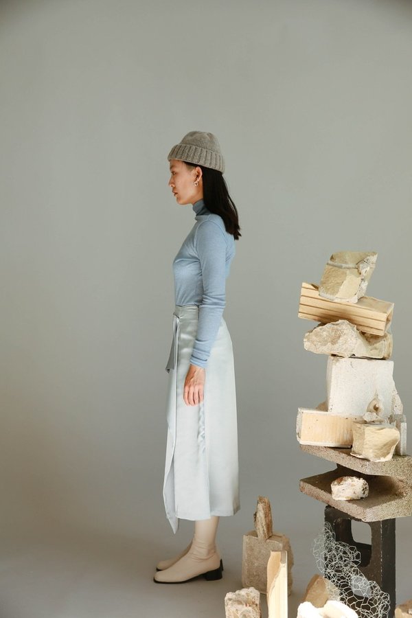 JOWA. Wave Silky Skirt - blue JOWA. Wave Silky Skirt - blue