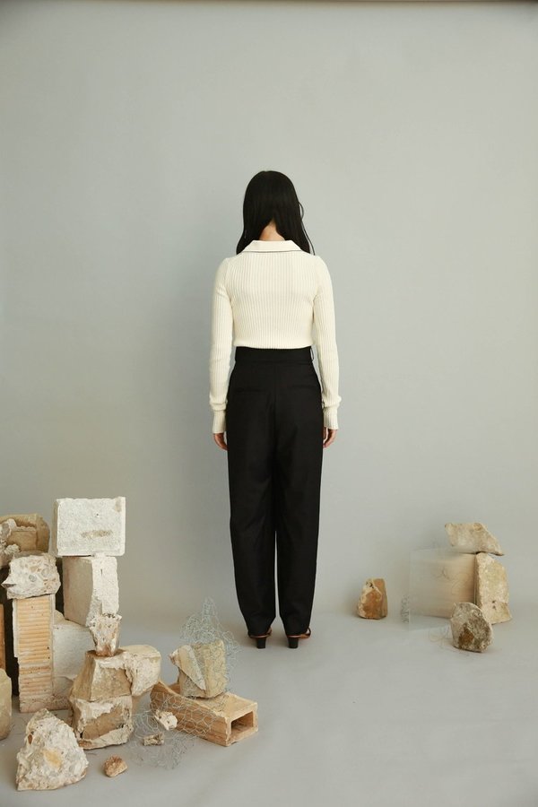 JOWA. Londonflat Wrap Pleat Front Trousers - Navy JOWA. Londonflat Wrap Pleat Front Trousers - Navy