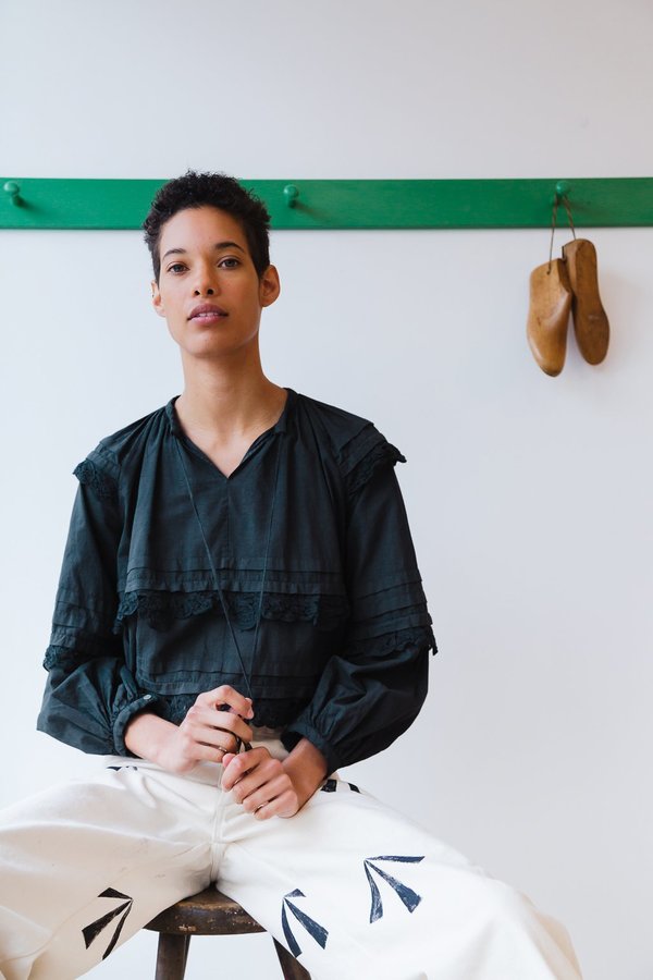 Caron Callahan Luella Top - Charcoal Batiste Caron Callahan Luella Top - Charcoal Batiste