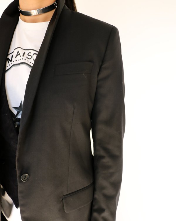 HELMUT LANG ブラック テーラードジャケット 46 中古・古着通販】HELMUT LANG (ヘルムートラング) テーラード