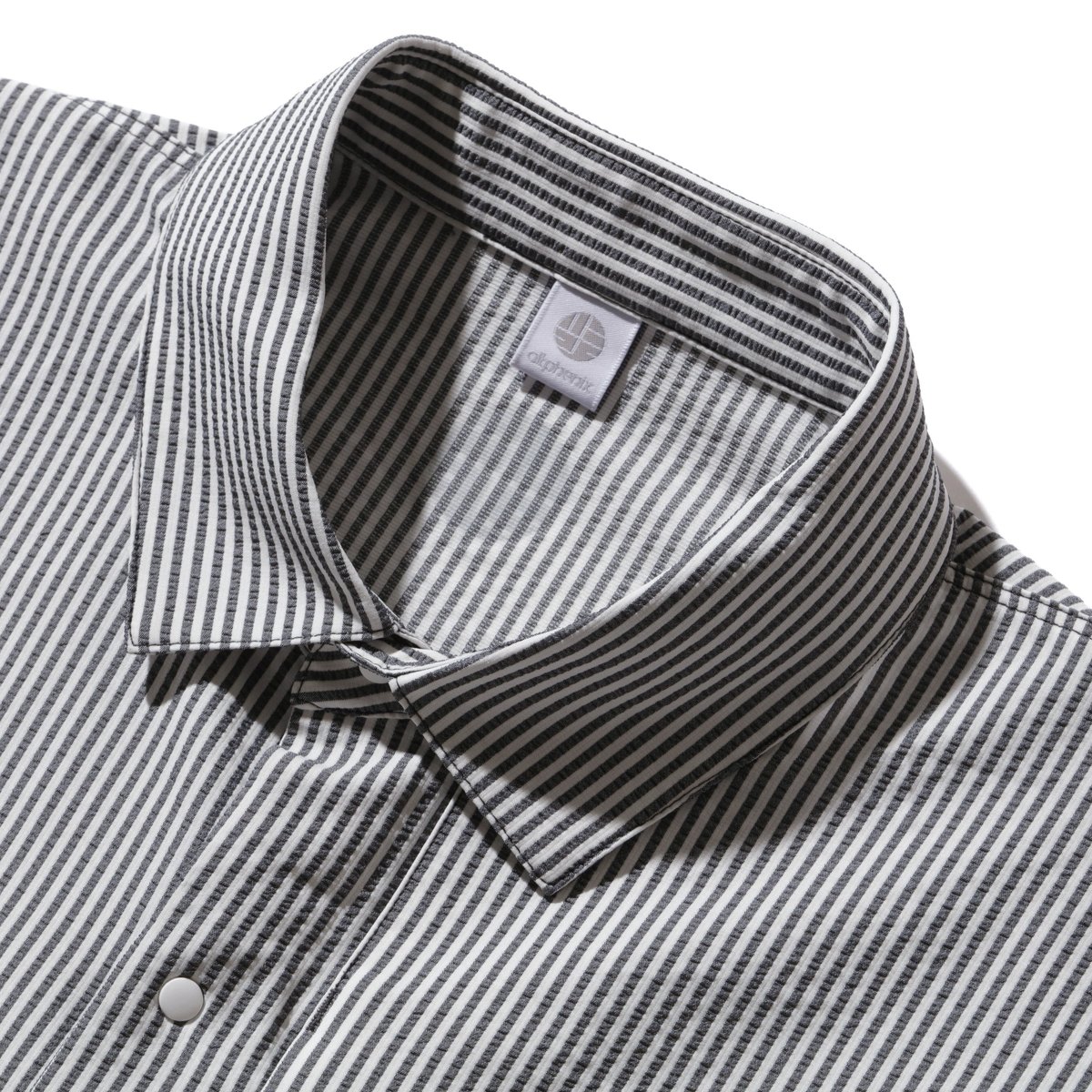 Alk Phenix Crank Shirt (Tech Seersucker) - White/Navy | Garmentory