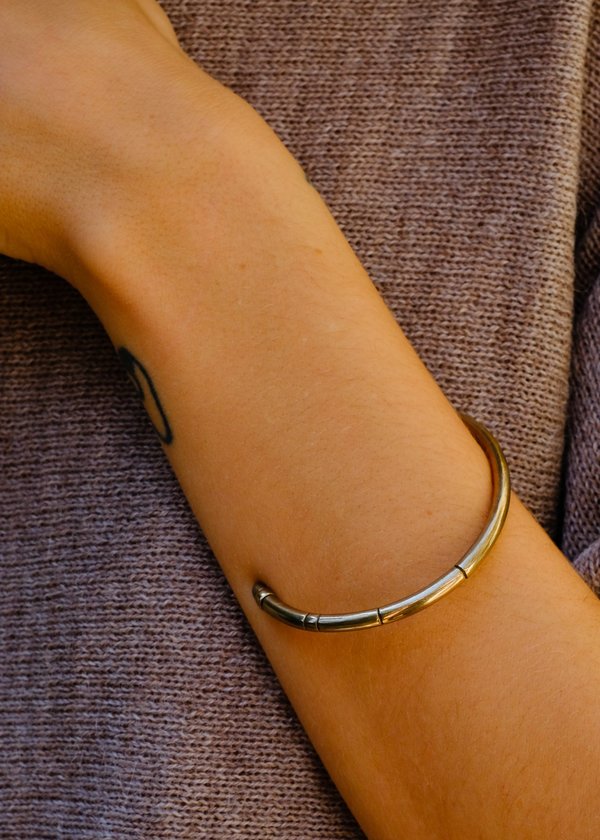 Lucia Pearl Chunky Segmented Bangle - brass Lucia Pearl Chunky Segmented Bangle - brass