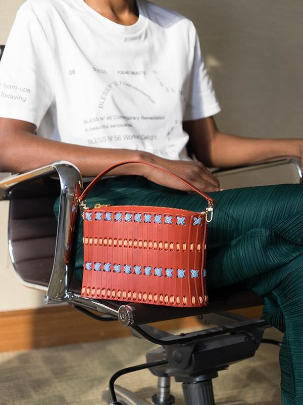 Hatori Clutch Alex Dodge Artist Edition 001 - Red Multi Hatori Clutch Alex Dodge Artist Edition 001 - Red Multi