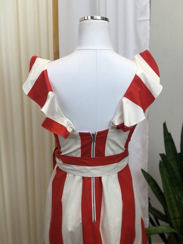 alice and olivia red and white dress Women's Alice + Olivia Dresses