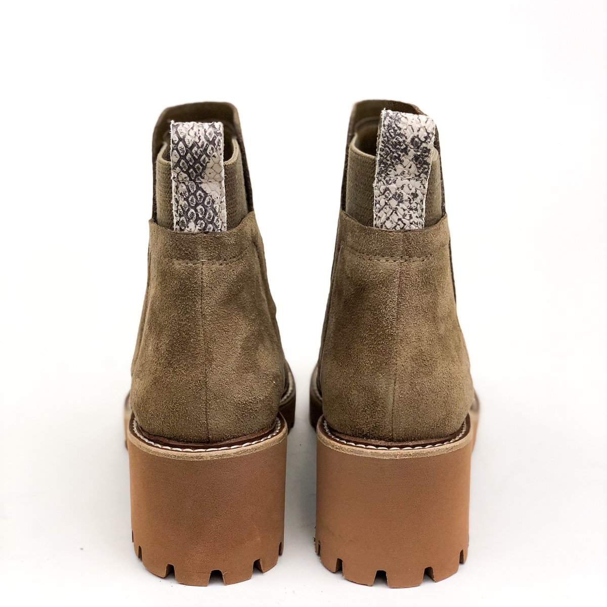 dolce vita huey bootie almond