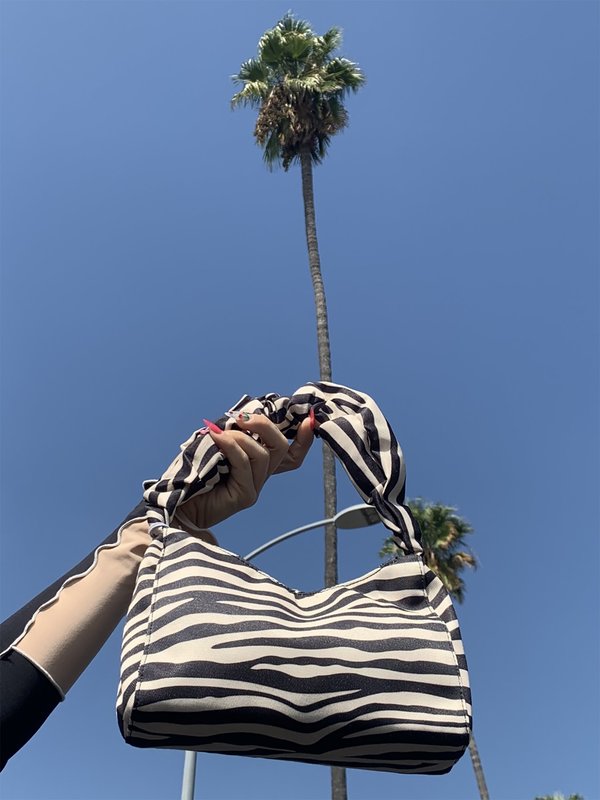 Find Me Now Zebra Shoulder Bag - BLACK/WHITE Find Me Now Zebra Shoulder Bag - BLACK/WHITE