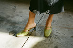VINTAGE HUMAN SEA VINTAGE X JOAN Buckle Mules - olive - Thumbnail 3