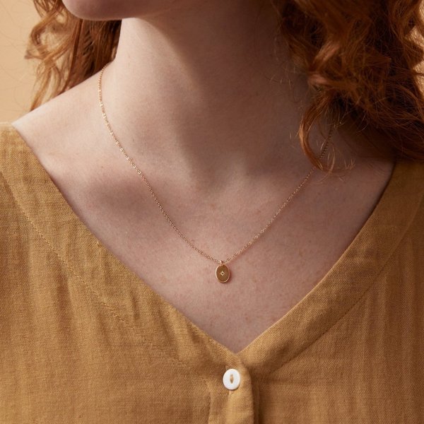 Able Dainty Oval Necklace - gold Able Dainty Oval Necklace - gold
