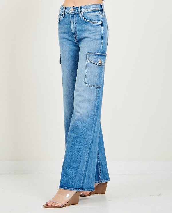 Mother Denim The Undercover Cargo Sneak Jeans - Sugar And Spice Mother Denim The Undercover Cargo Sneak Jeans - Sugar And Spice