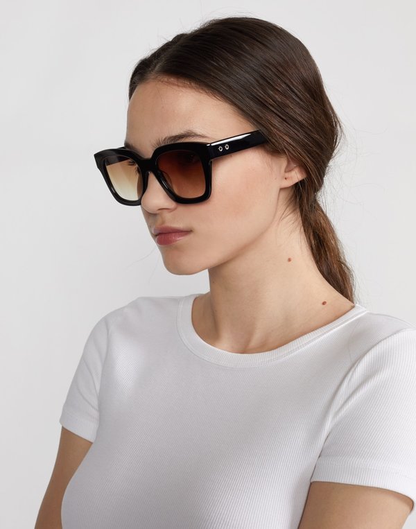 Cynthia Rowley Havar Sunglasses Cynthia Rowley Havar Sunglasses
