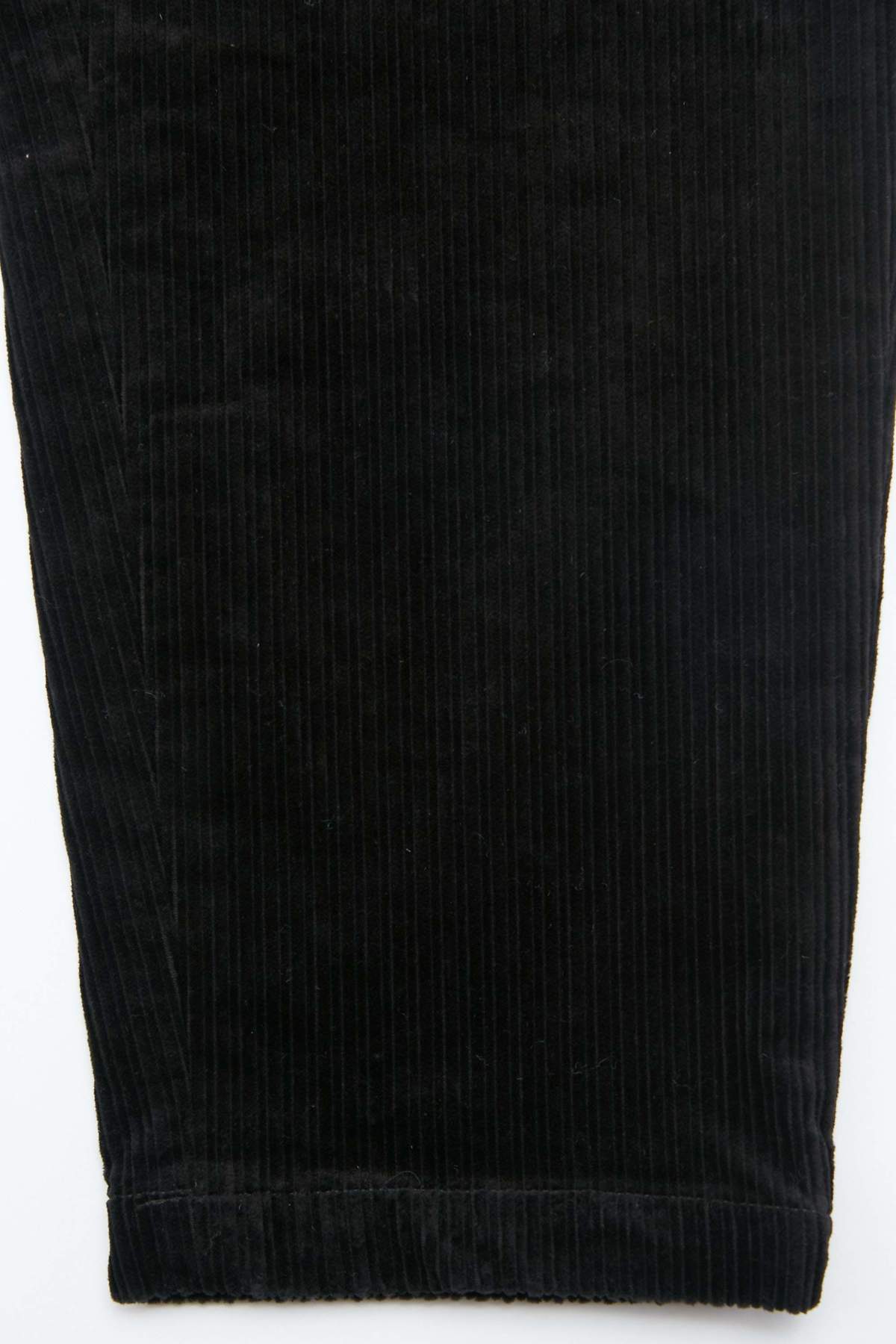 ENGINEERED GARMENTS Hi-Lo Cord セットアップ Engineered Garments Carlyle Pant in Hi Lo Corduroy - Black