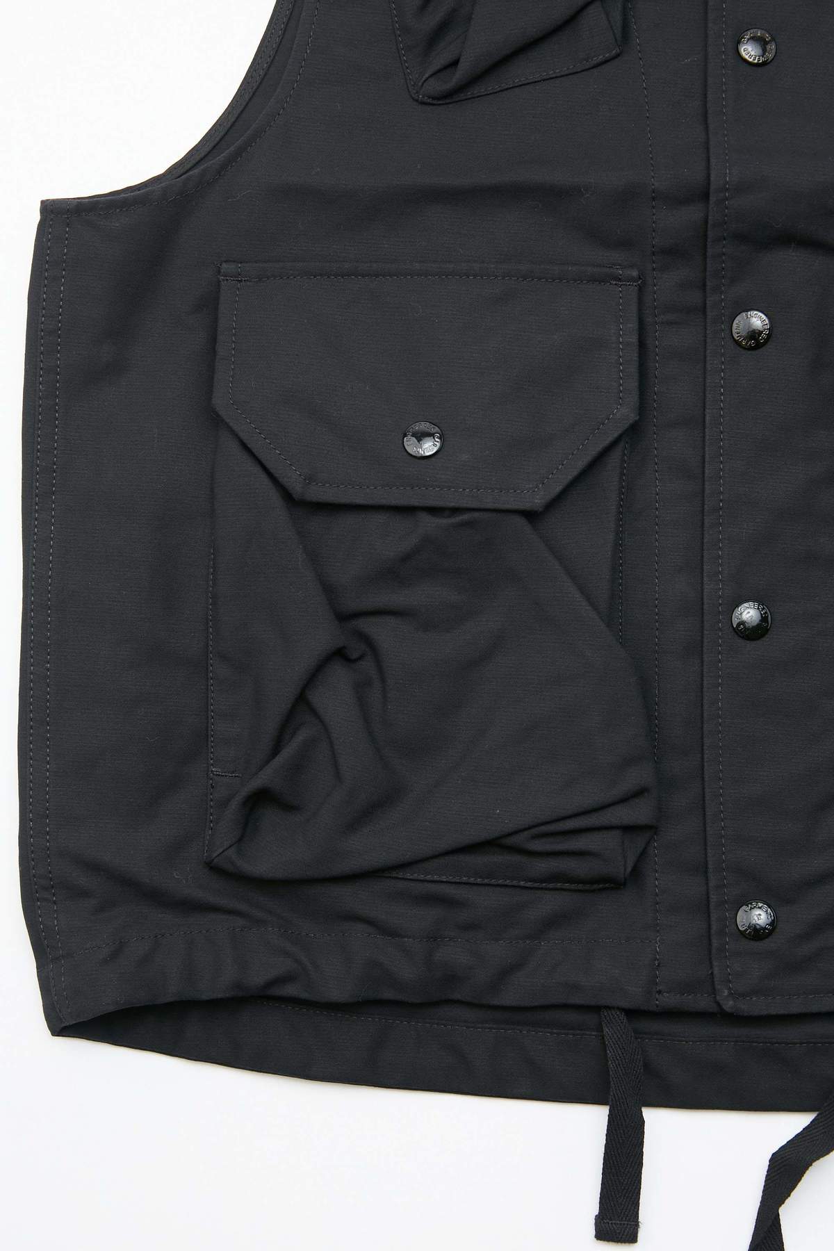 Engineered Garments Field Vest in Cotton Double Cloth - Black | Garmentory