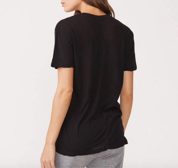 MONROW Relaxed V-neck top - Faded Black MONROW Relaxed V-neck top - Faded Black
