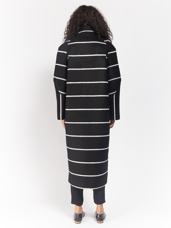 Unisex Henrik Vibskov This Coat Unisex Henrik Vibskov This Coat