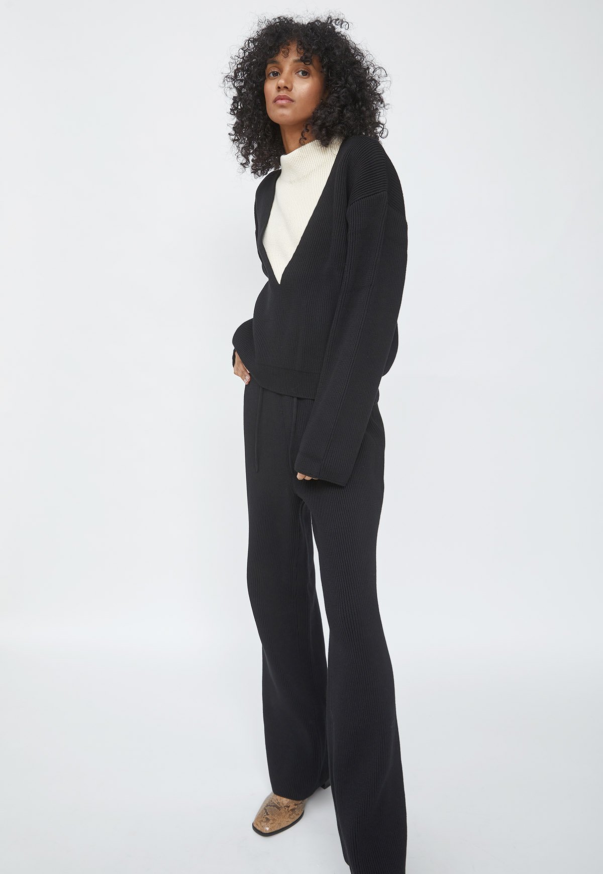 Le17Septembre Sample Sale Cotton Knit Pants - Black - Image 2 of 4