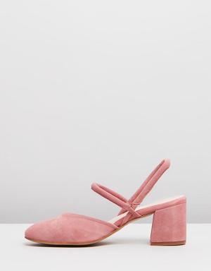"INTENTIONALLY __________." Freckle Heel "INTENTIONALLY __________." Freckle Heel