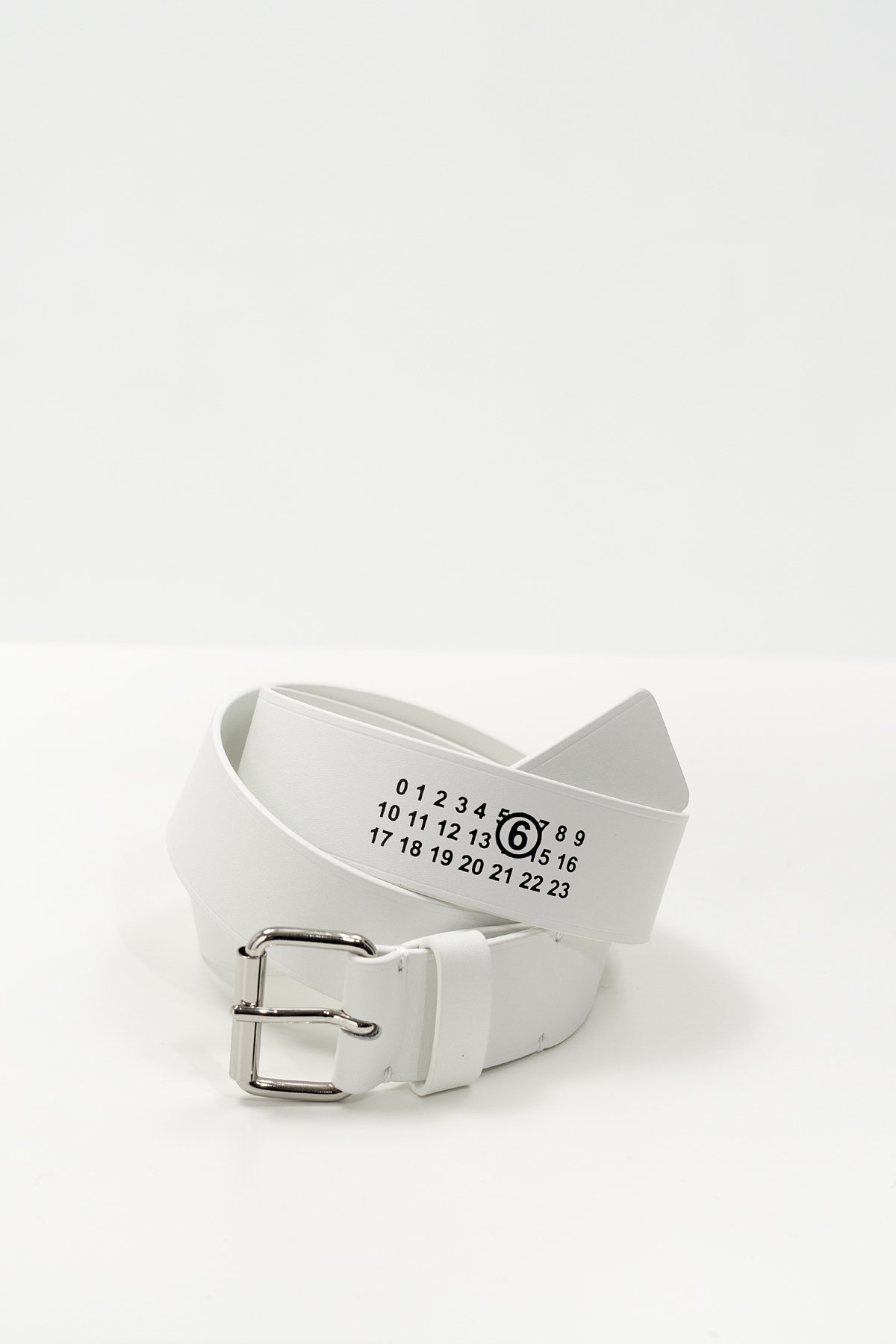 MM6 Maison Margiela Logo belt - White | Garmentory
