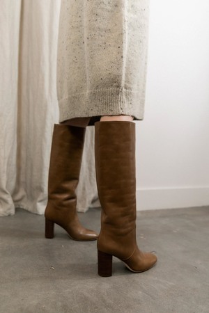 loeffler randall goldy