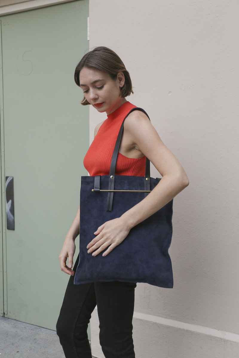 Lizzy Disney Music Tote in Navy Garmentory