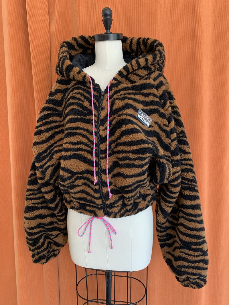 Ashley Williams Fleece Bomber Jacket - Tiger | Garmentory Ashley Williams Fleece Bomber Jacket - Tiger | Garmentory