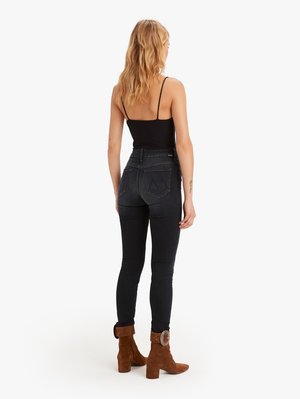 Mother Denim High Waisted Looker - Coffee, Tea or Me? Mother Denim High Waisted Looker - Coffee, Tea or Me?