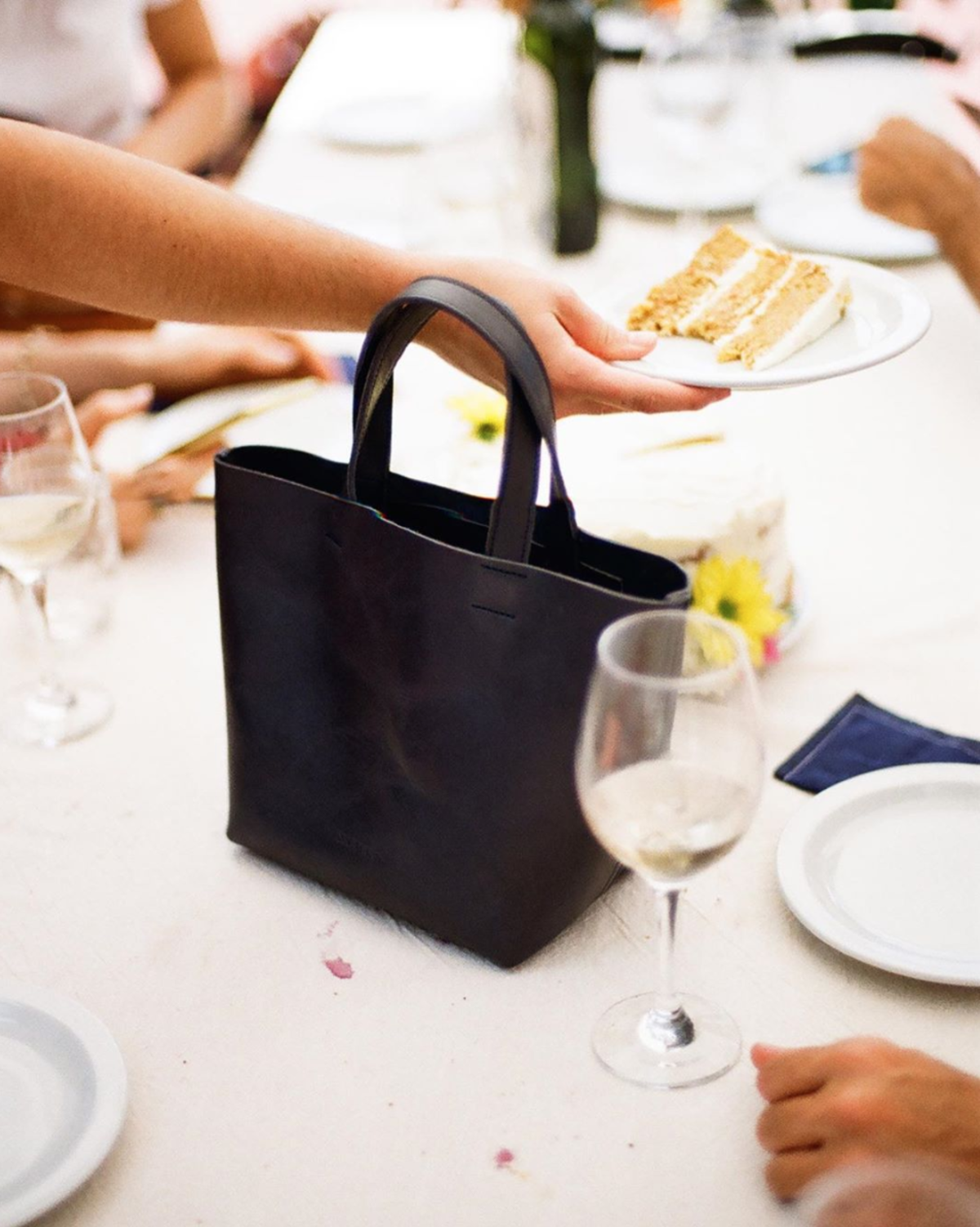 Nimes Gorriti Handbag - Image 3 of 11