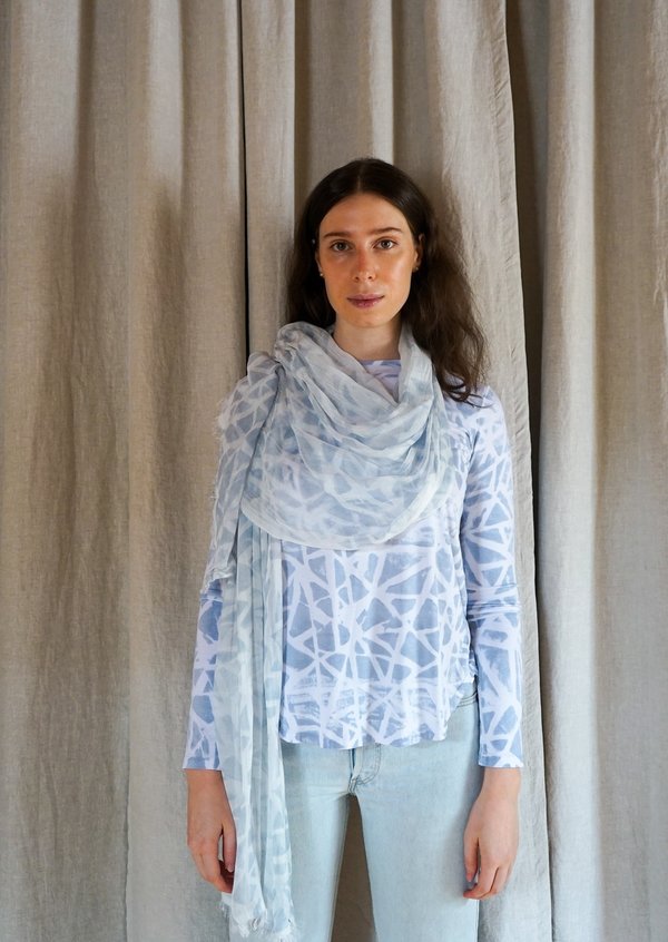 Annie Turbin High Low Long Sleeve Crew Neck Shirt - Grey Annie Turbin High Low Long Sleeve Crew Neck Shirt - Grey