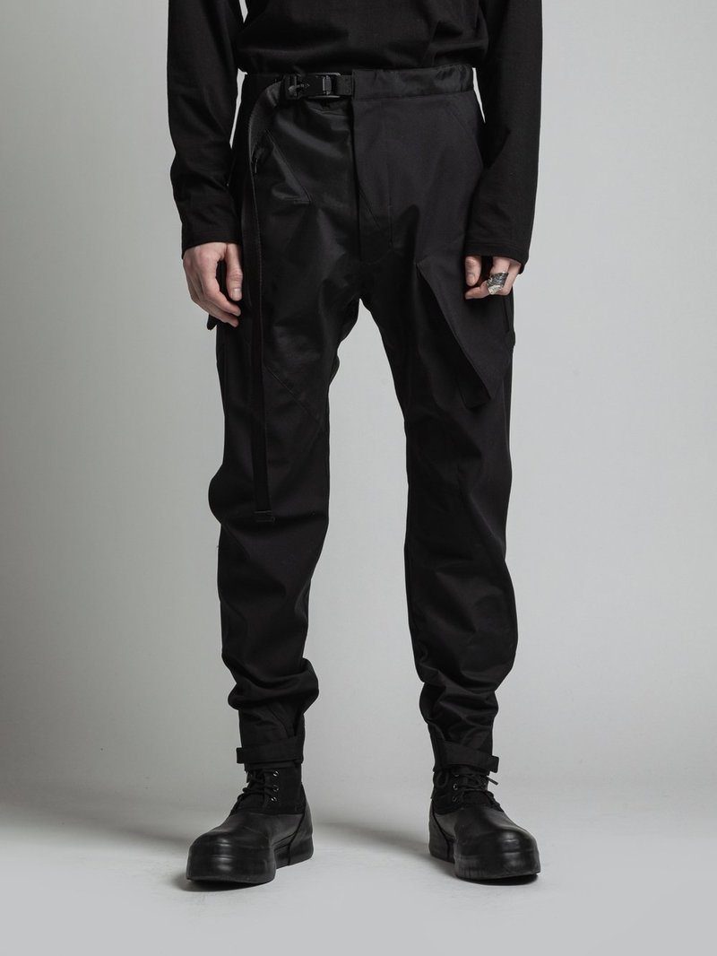 The Viridi-anne Pants The Viridi-Anne Wool Bonding Slim Pants - Black