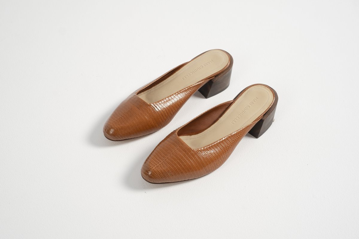 MARI GIUDICELLI Leblon Mule in Black Croco – L'Oeuvre