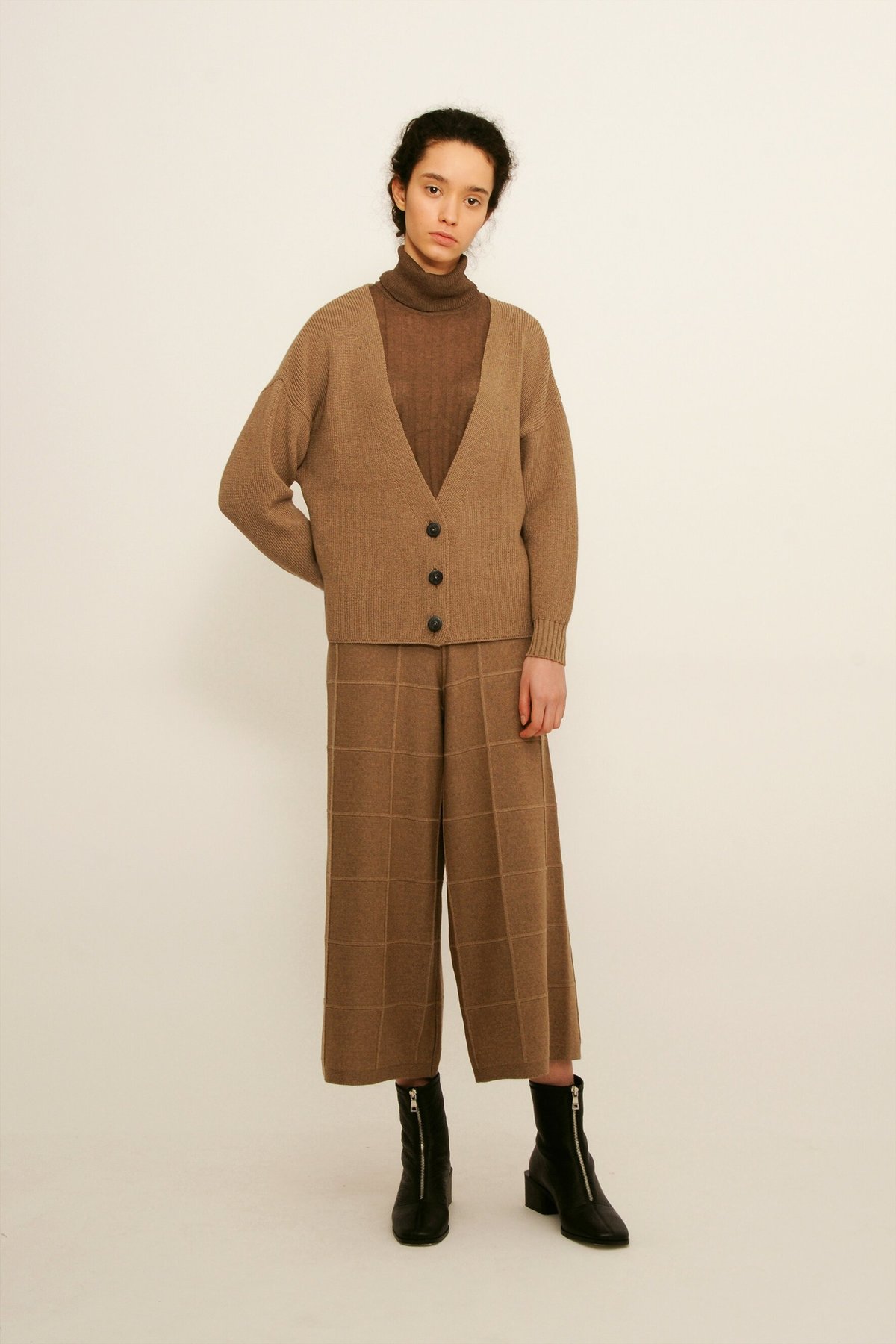 Diarte Palau Cardigan - Taupe - Image 2 of 5