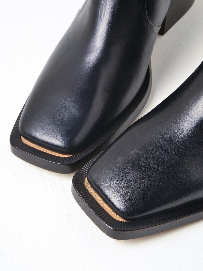 MM6 Maison Margiela Boots - Black | Garmentory