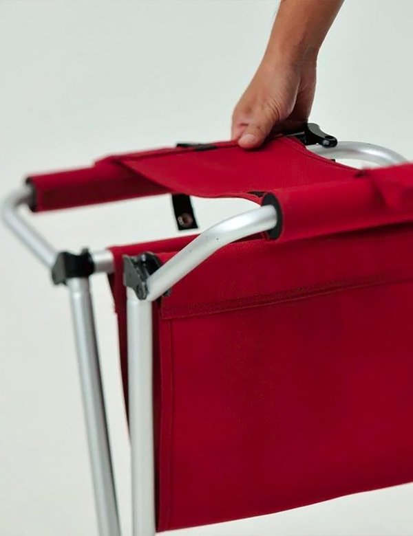 Snow Peak wide Folding Chair - Red Snow Peak wide Folding Chair - Red