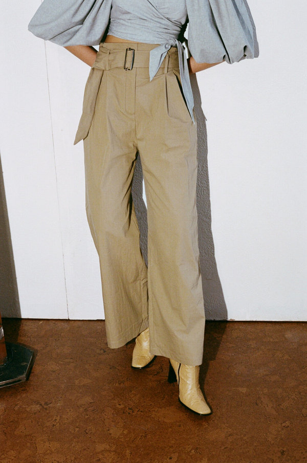 SHAINA MOTE Museo Trouser - Beige SHAINA MOTE Museo Trouser - Beige