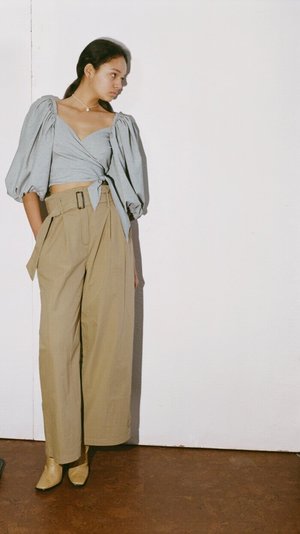 SHAINA MOTE Museo Trouser - Beige SHAINA MOTE Museo Trouser - Beige