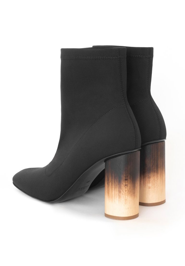 Sydney Brown Scuba High Wood Lava Boot Garmentory