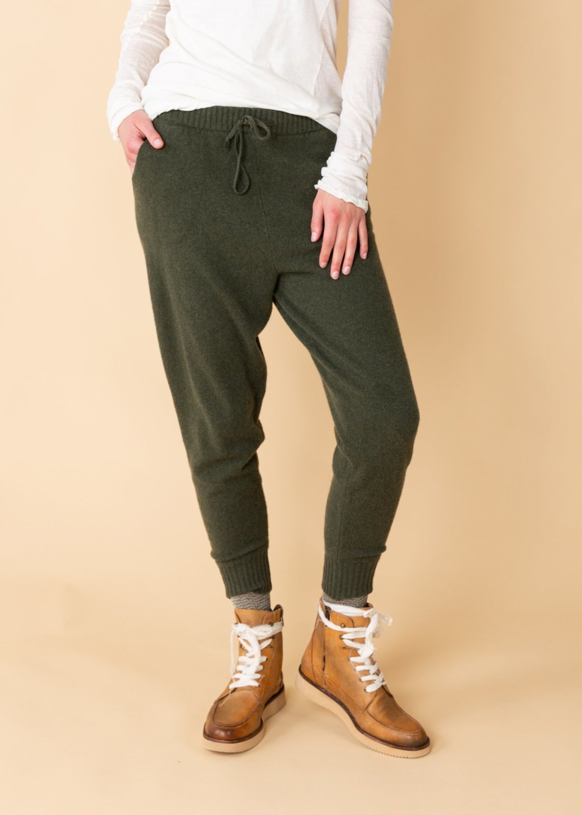 MJ. Watson Cashmere Jogger Pant - Olive - Image 3 of 5