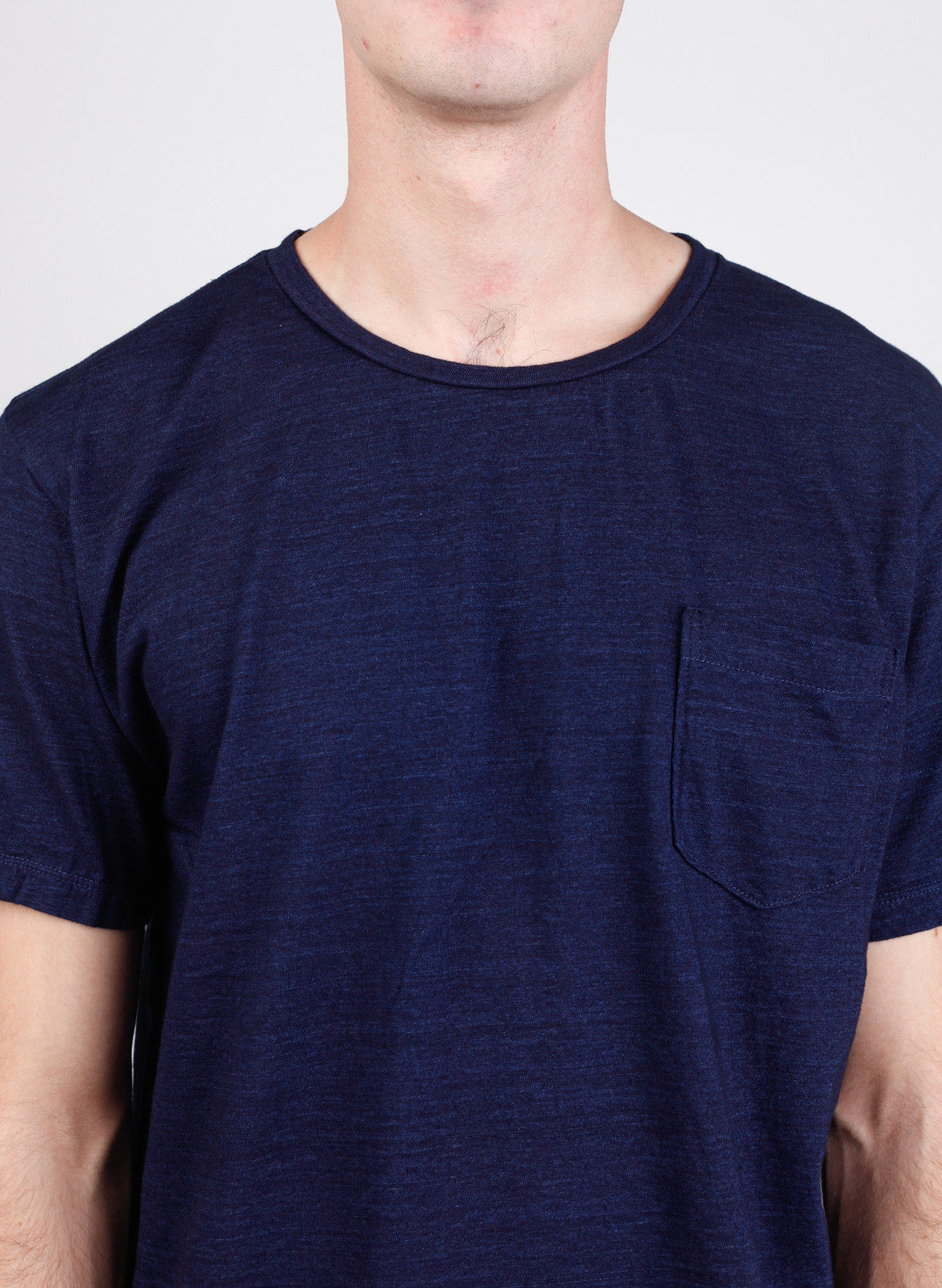 shirts that fit muscular guys
