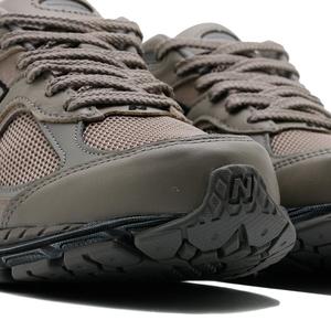 New Balance x thisisneverthat ML2002RN 