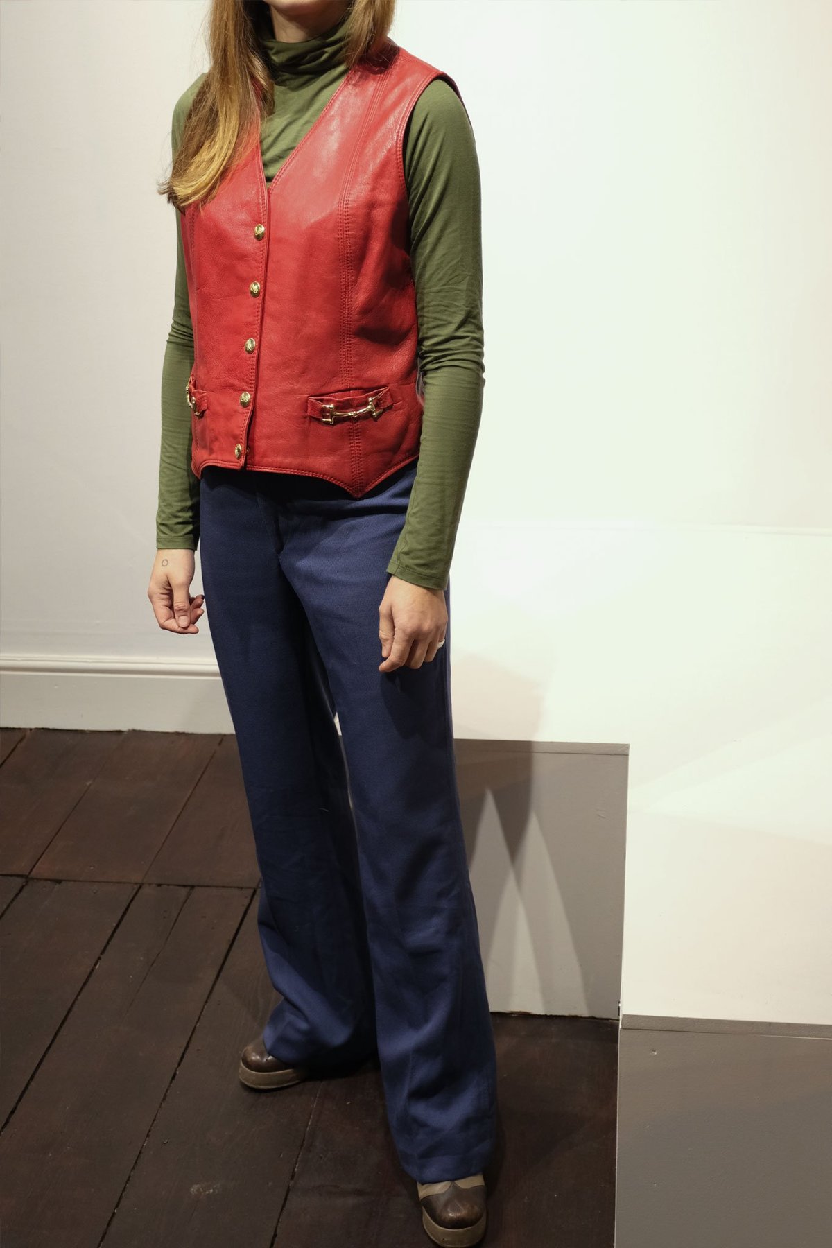 Gilet En Cuir Vintage Années 80 à Clous - Marque SING-SING Côte D'Azur - Taille S, Excellent état