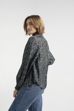 No.6 Thea Blouse - Black/Blue No.6 Thea Blouse - Black/Blue