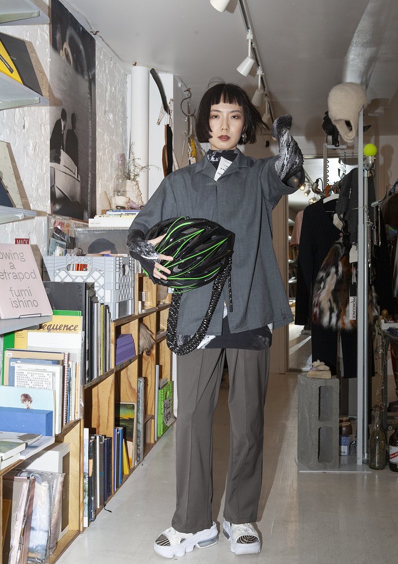 NUTEMPEROR BLACK BAG (BLACK)