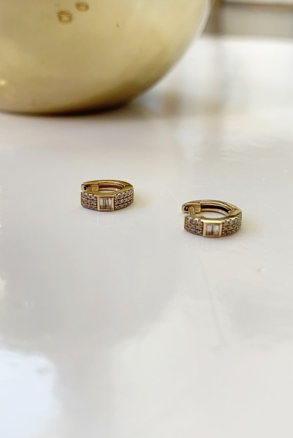 Charme Silkiner Smitten Diamond Earrings - Gold