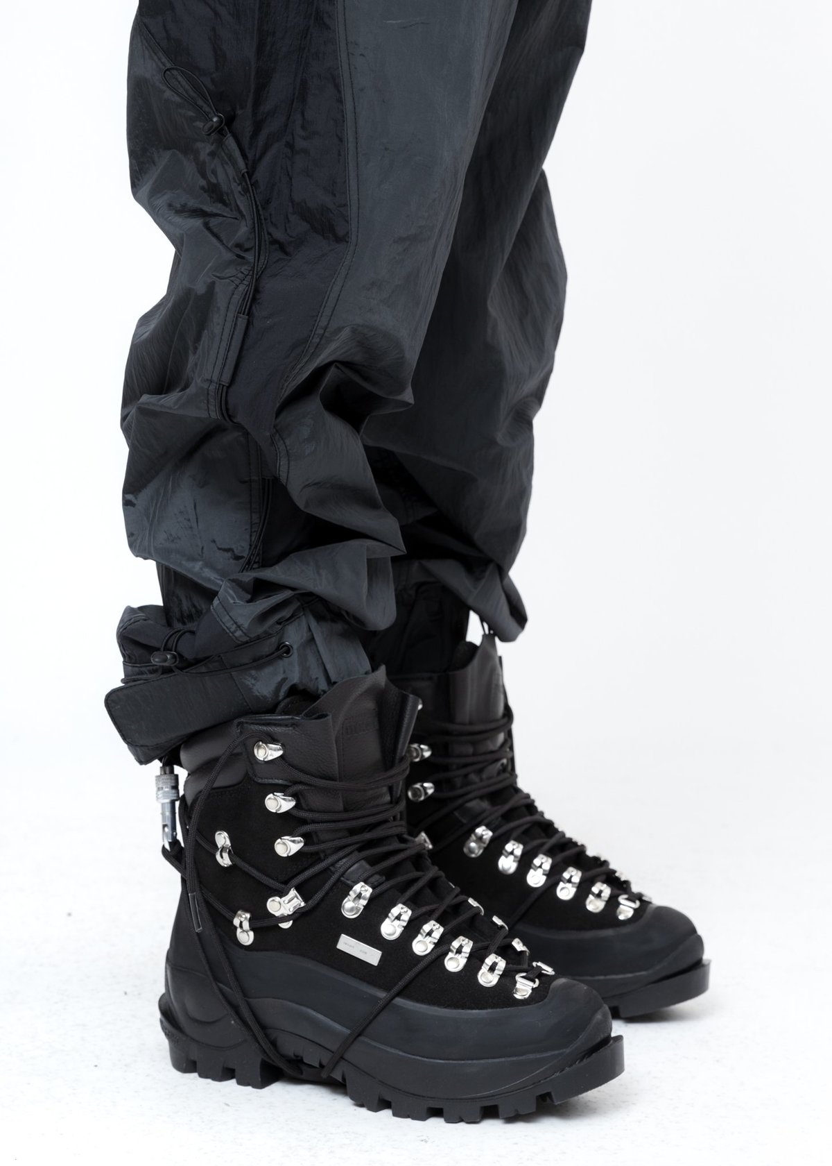 Heliot Emil leather hiking boots men's black color