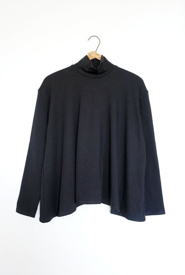 Ursa Minor Studio TOMI TOP - CHARCOAL Ursa Minor Studio TOMI TOP - CHARCOAL